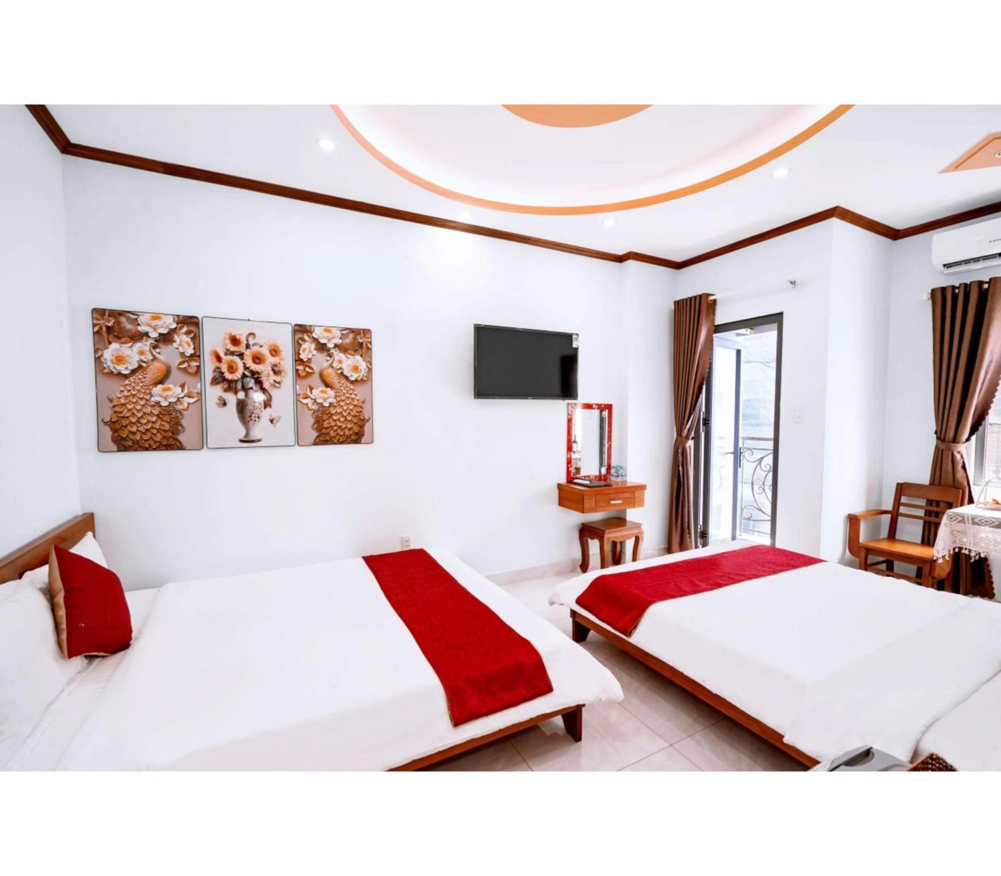 Oyo 1216 Ha Hotel Вунг Тау Екстериор снимка