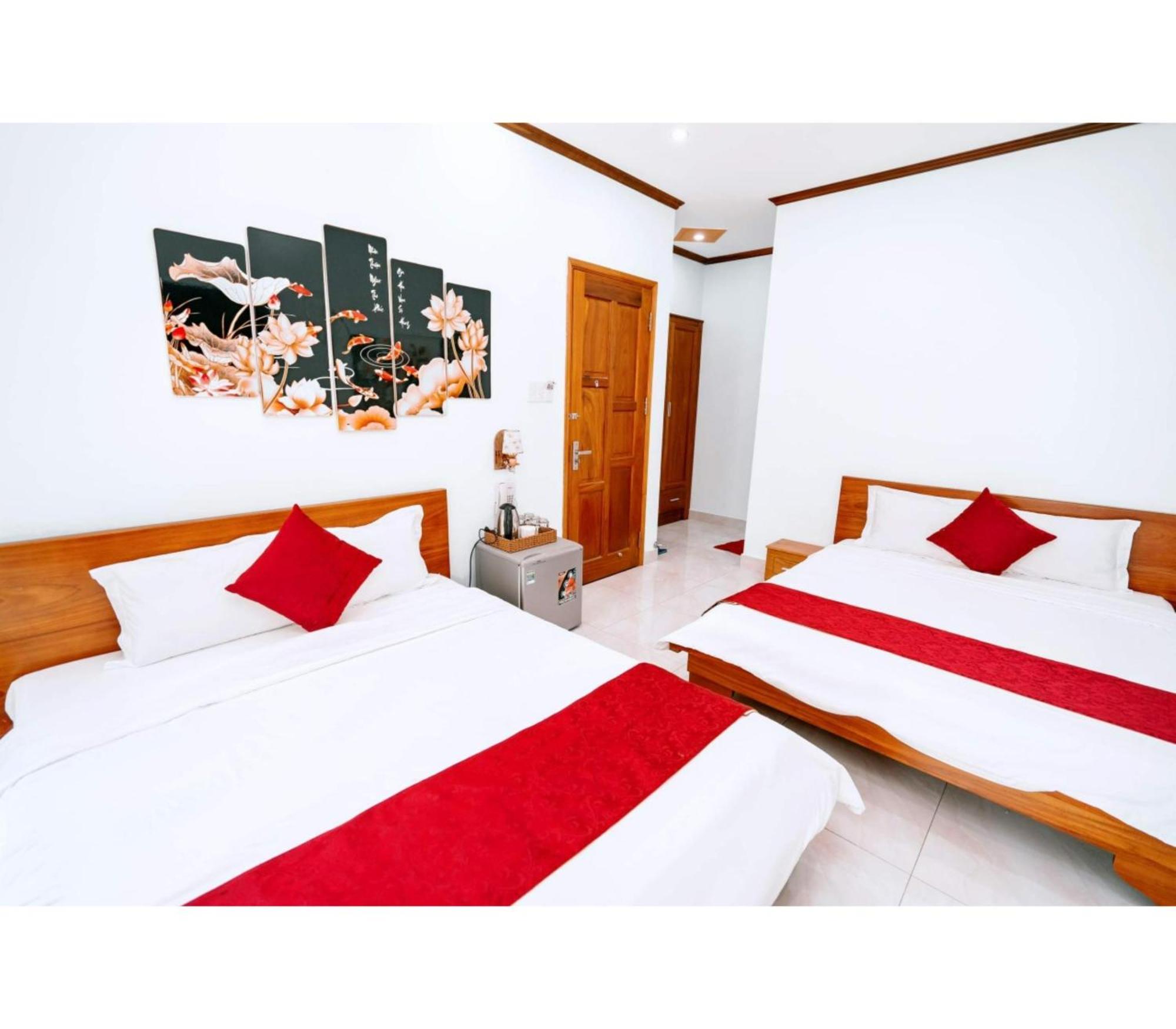 Oyo 1216 Ha Hotel Вунг Тау Екстериор снимка
