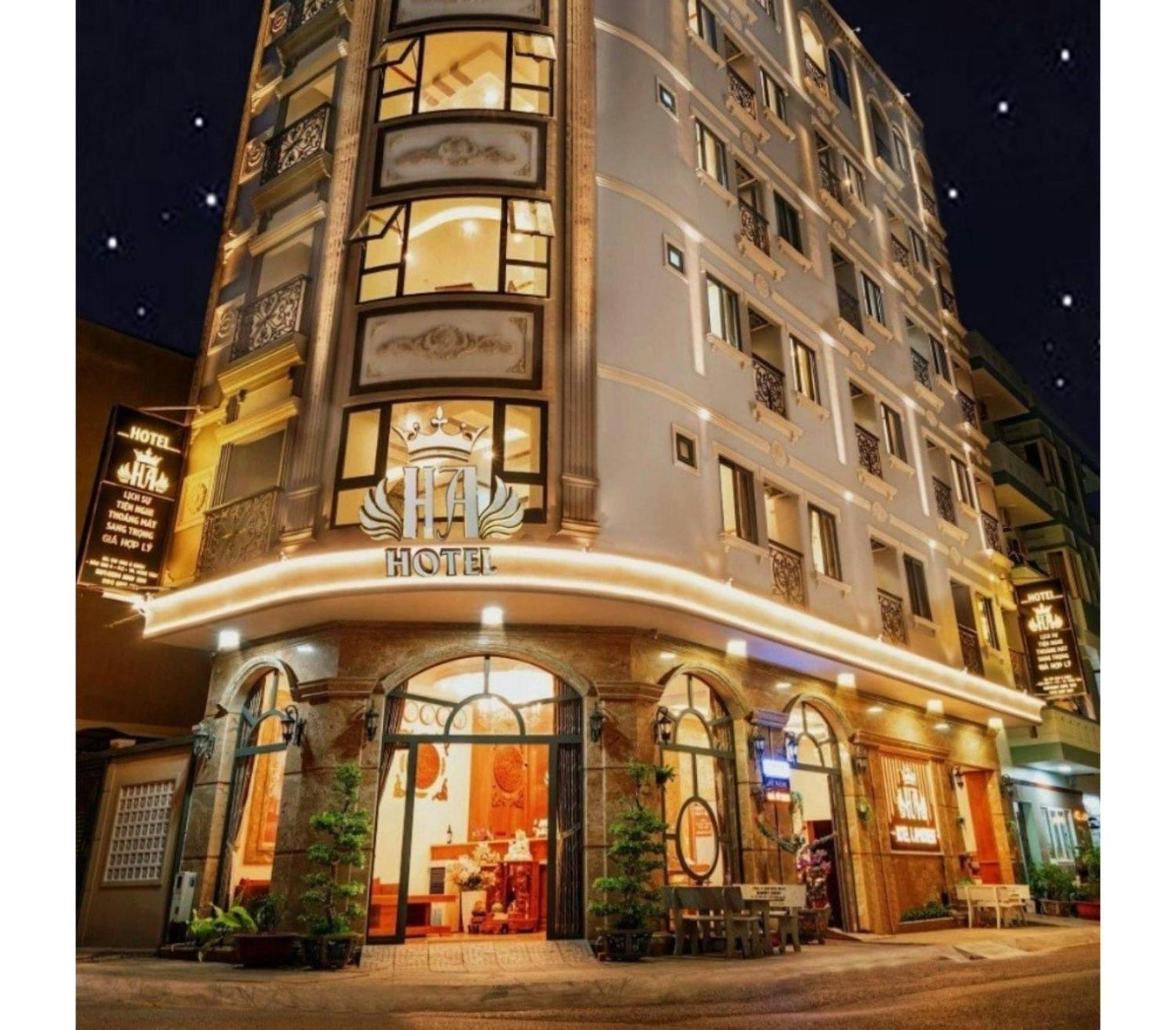 Oyo 1216 Ha Hotel Вунг Тау Екстериор снимка