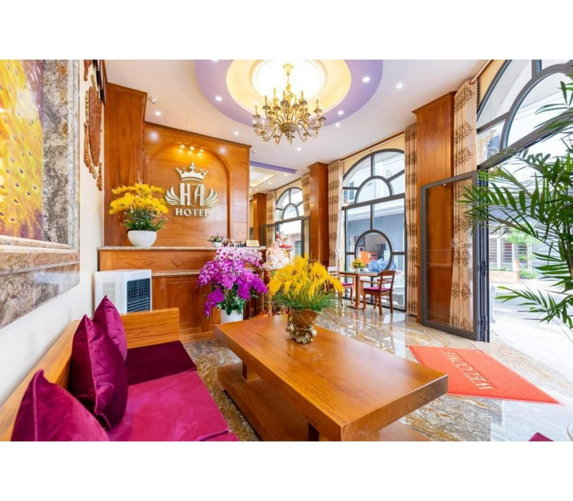 Oyo 1216 Ha Hotel Вунг Тау Екстериор снимка